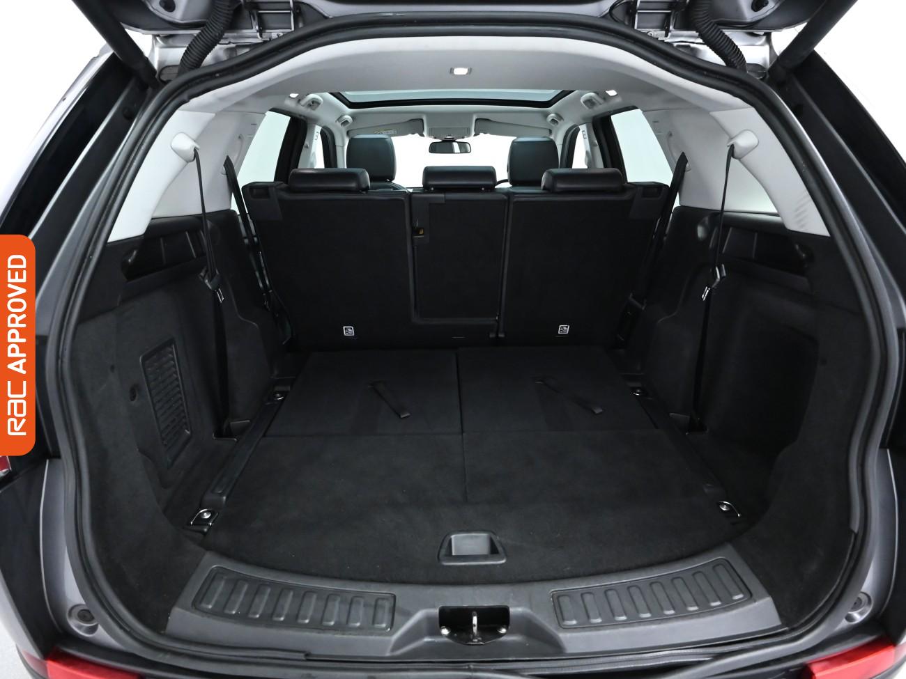 Used Land Rover Discovery Sport 2017 for sale - 76047419: Photo 27