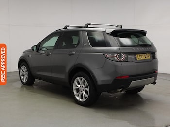 Used Land Rover Discovery Sport 2017 for sale - 76047419: Photo 4