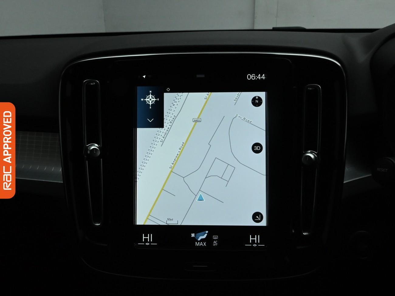 Used Volvo XC40 2021 for sale - 76750731: Photo 3