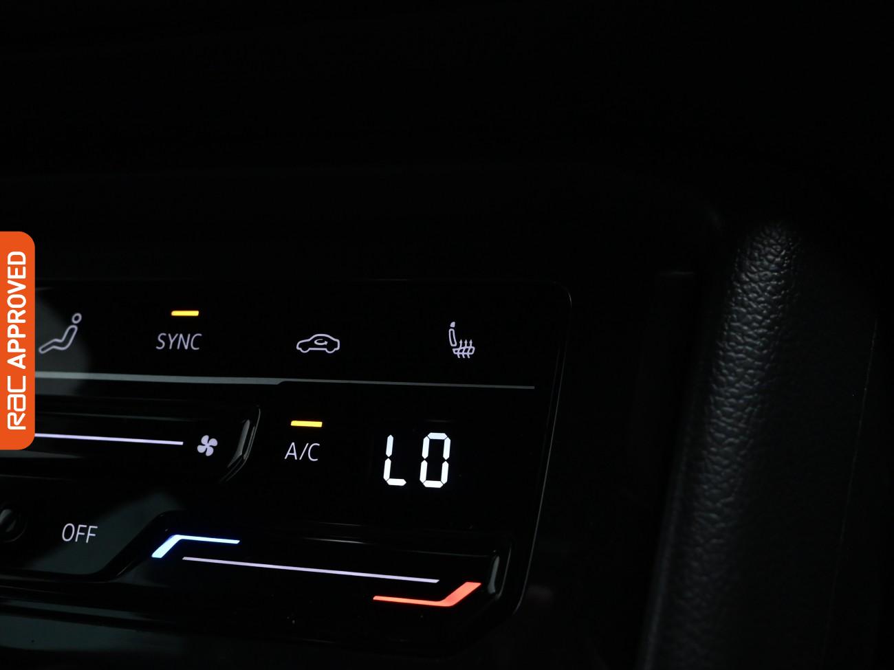 Used Volkswagen Tiguan 2021 for sale - 76625932: Photo 16