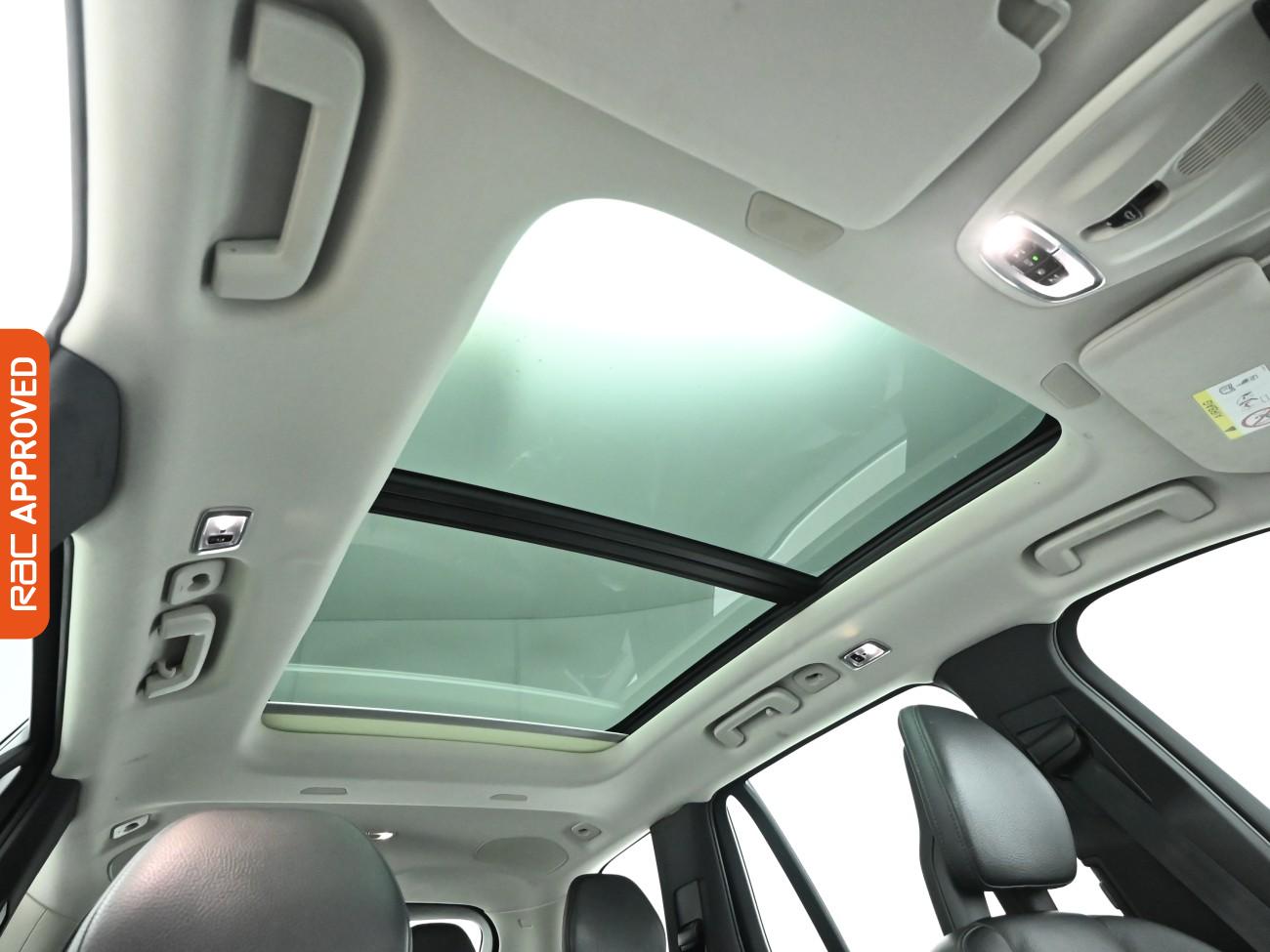 Used Volvo XC90 2017 for sale - 77631424: Photo 3