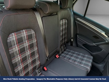 Used Volkswagen Golf 2017 for sale - 79228011: Photo