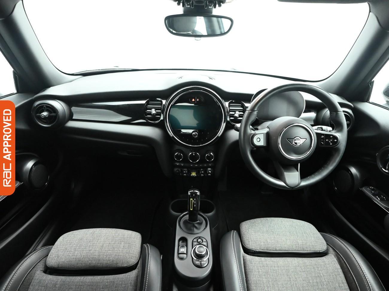 Used MINI Electric Hatch 2022 for sale - 76919273: Photo 2