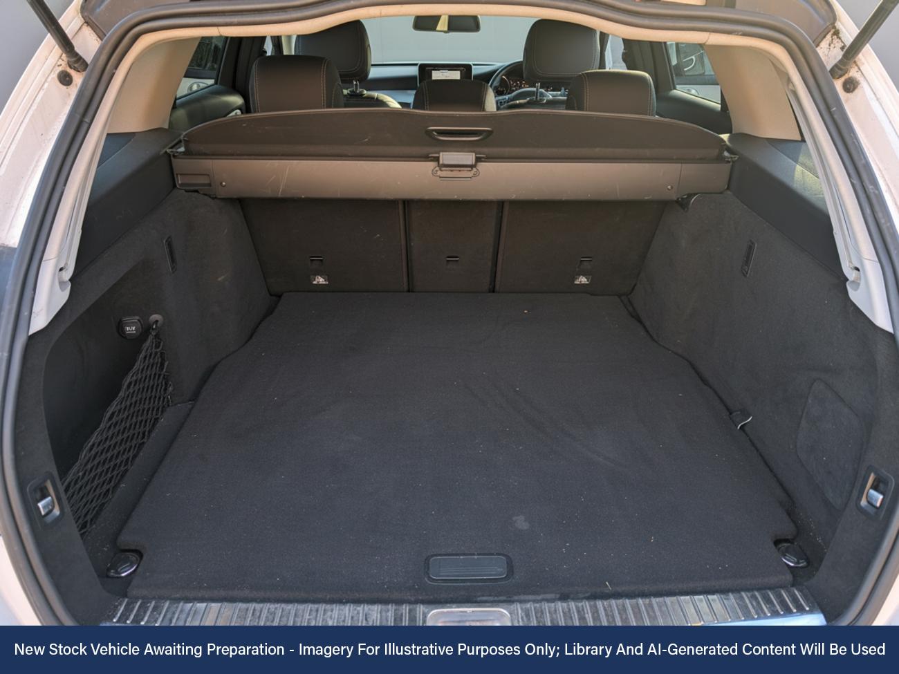 Used Mercedes-Benz C Class 2017 for sale - 76553443: Photo 7