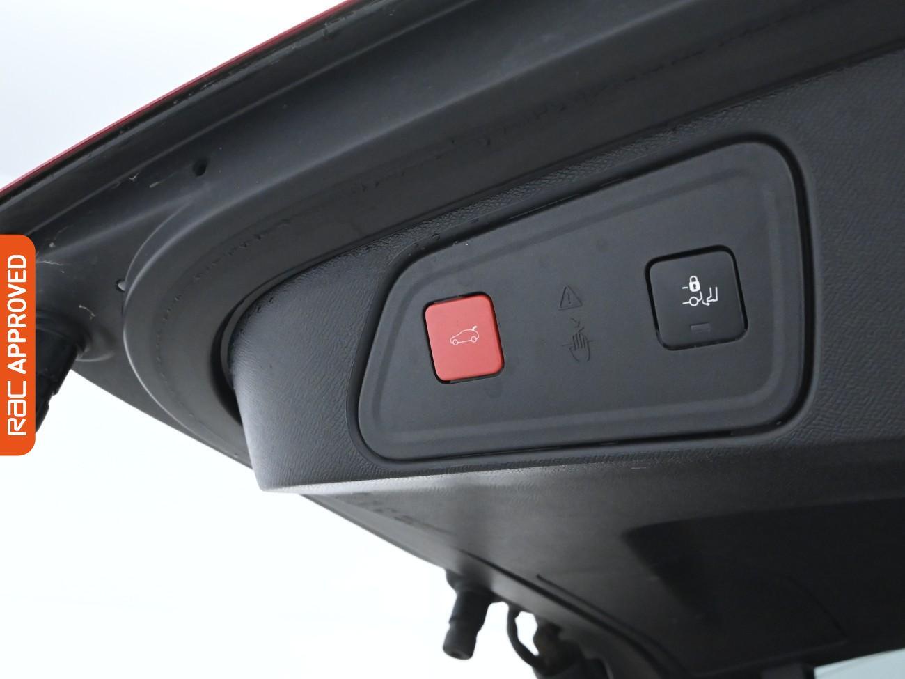 Used Peugeot 3008 2020 for sale - 76531601: Photo 28