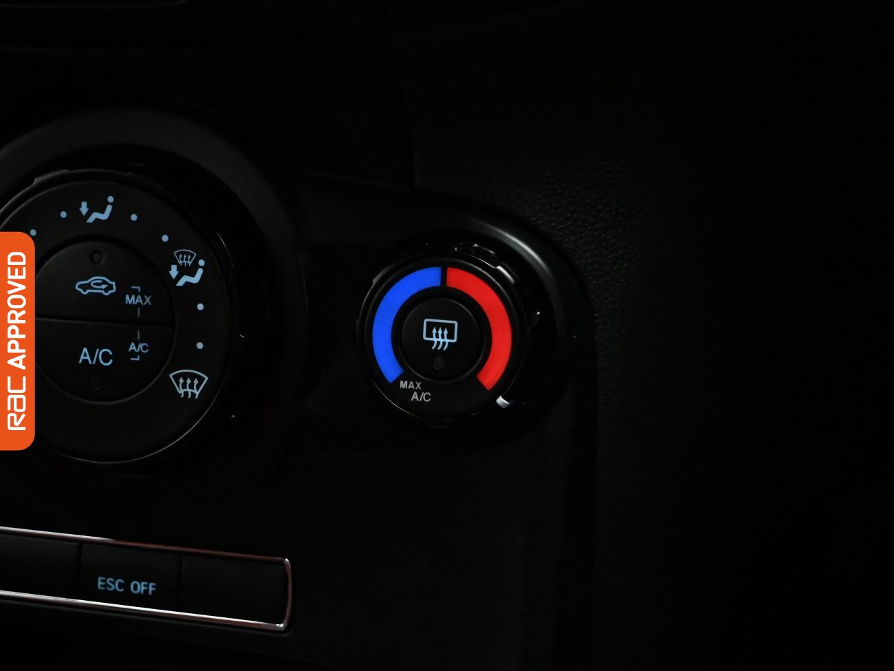 Used Ford Fiesta 2015 for sale - 77112581: Photo 19