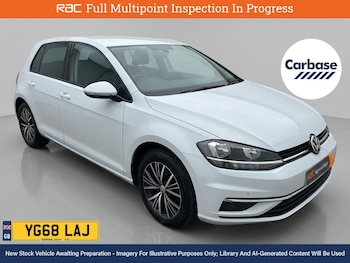 Used Volkswagen Golf 2019 for sale - 77872562: Photo