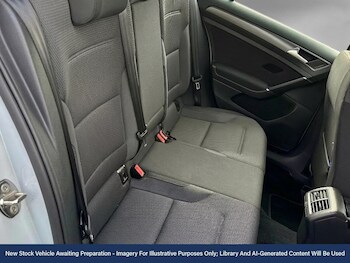 Used Volkswagen Golf 2019 for sale - 77872562: Photo