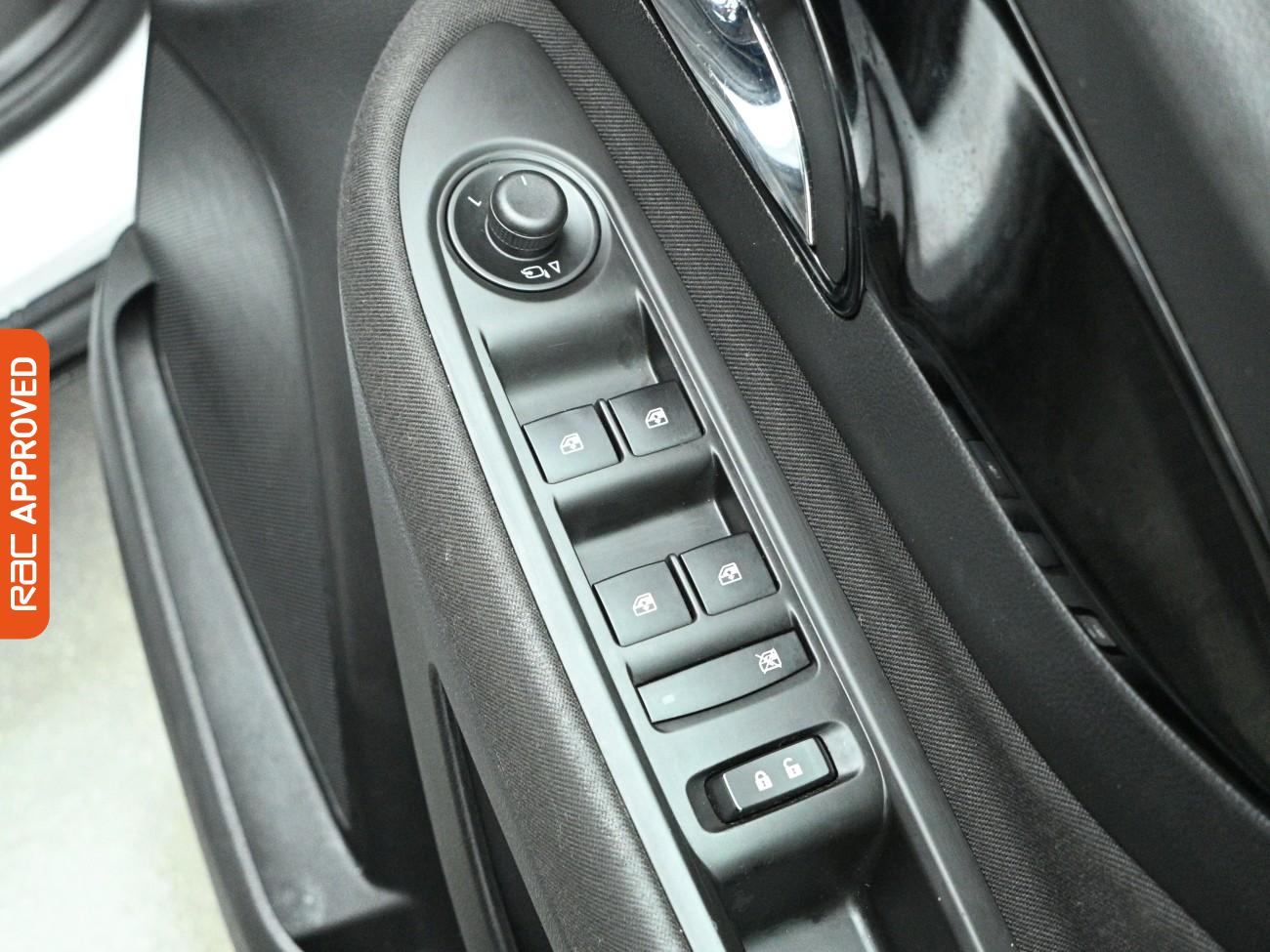 Used Vauxhall Mokka X 2016 for sale - 77812559: Photo 19