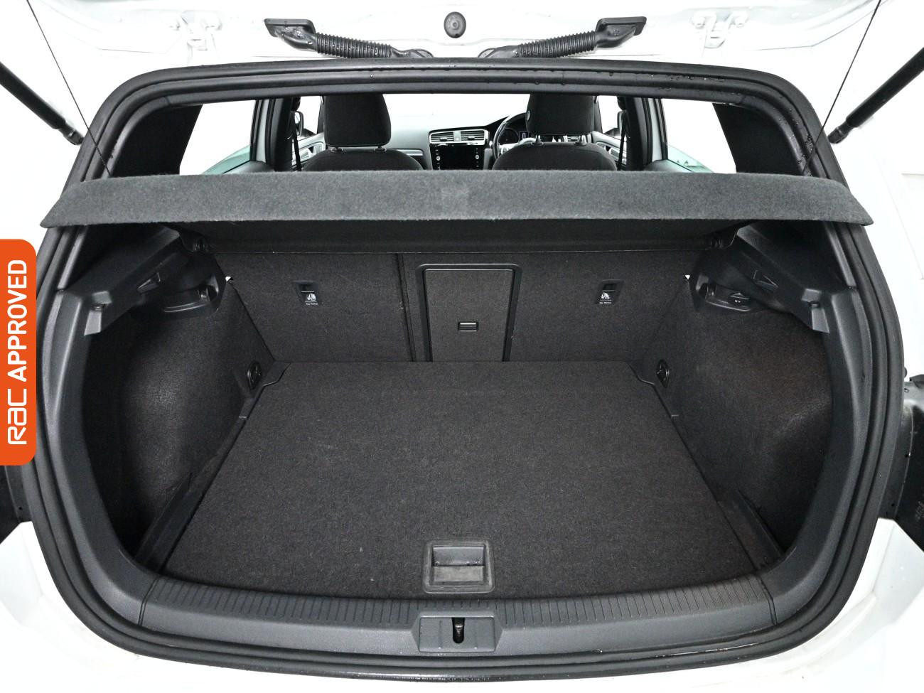 Used Volkswagen Golf 2018 for sale - 78105223: Photo 13