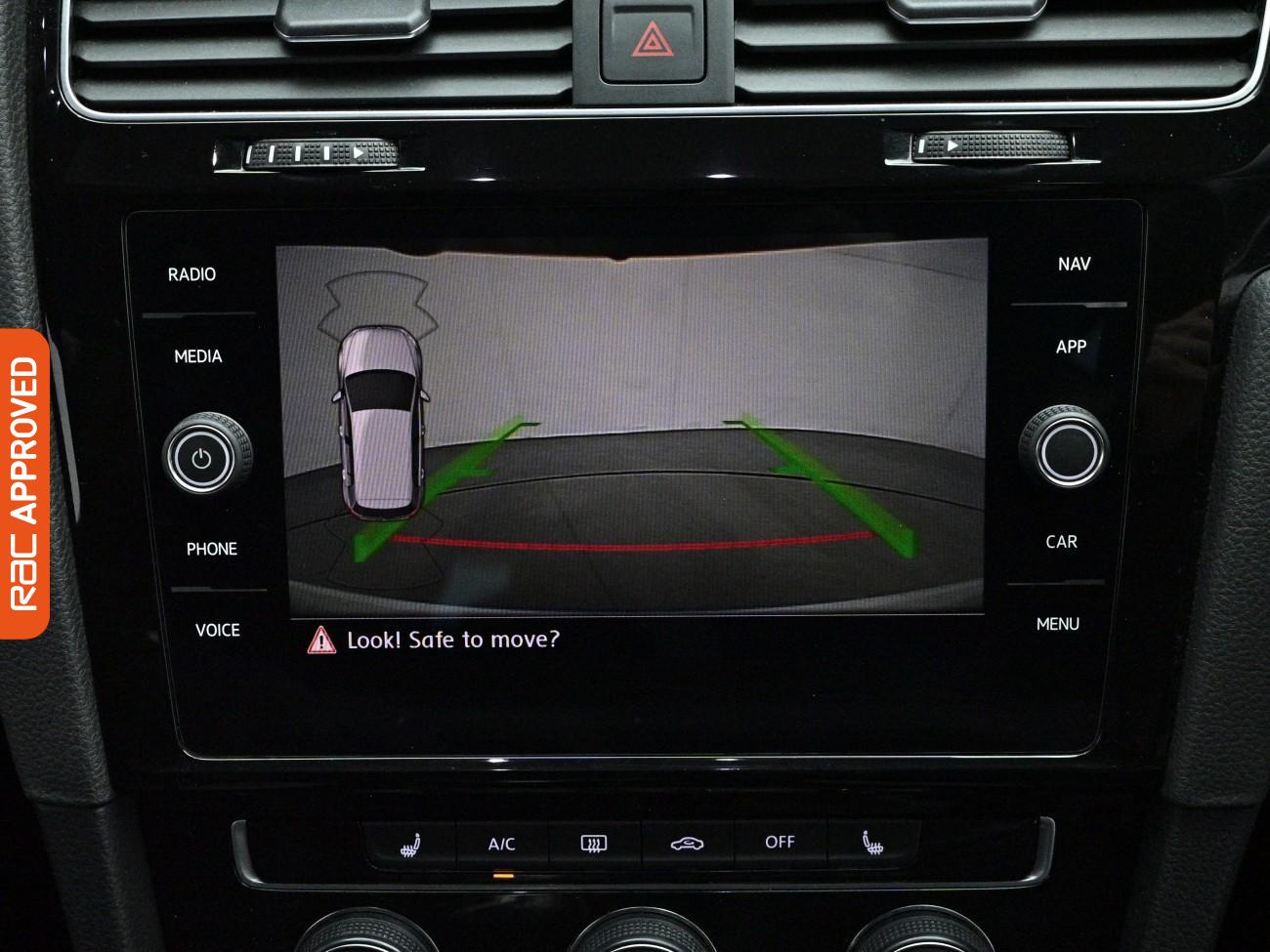 Used Volkswagen Golf 2018 for sale - 78105223: Photo 3