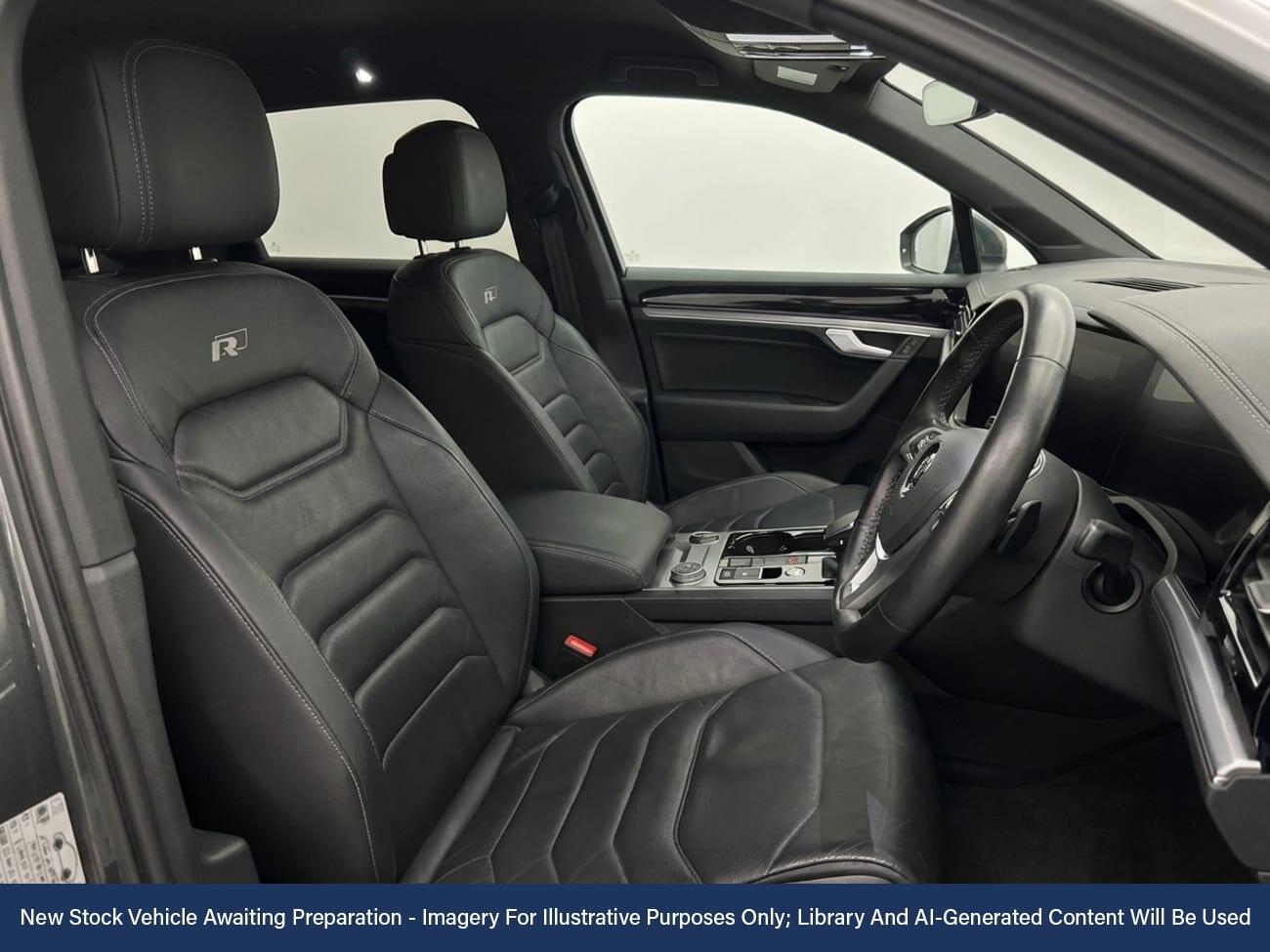 Used Volkswagen Touareg 2019 for sale - 77374315: Photo 3