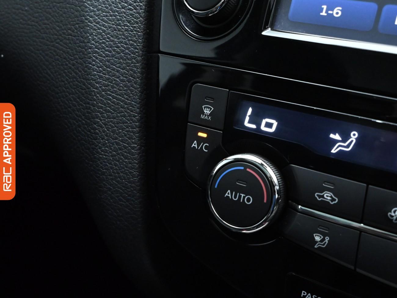 Used Nissan Qashqai 2015 for sale - 75407825: Photo 15