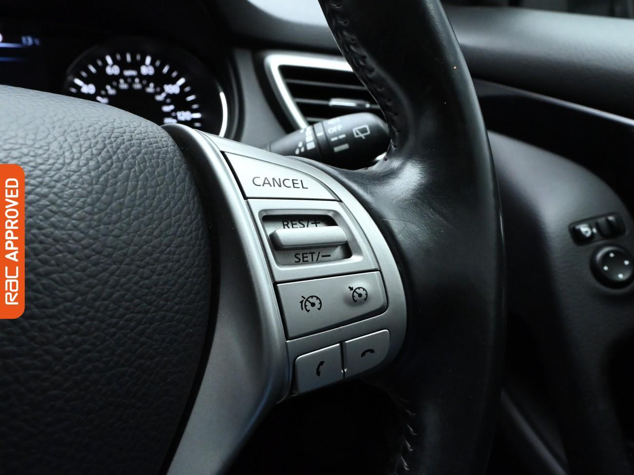 Used Nissan Qashqai 2015 for sale - 75407825: Photo 21