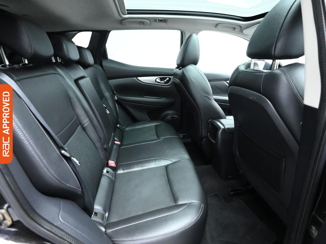 Used Nissan Qashqai 2018 for sale - 76142176: Photo 13