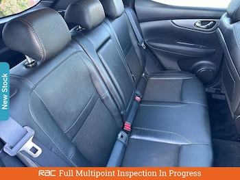 Used Nissan Qashqai 2018 for sale - 76142176: Photo 4