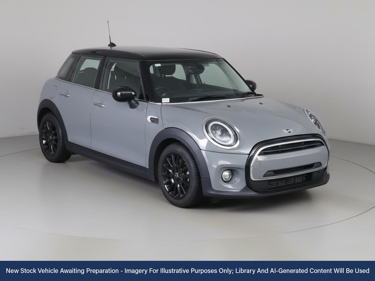 Used MINI Hatch 2021 for sale - 76629835: Photo 1