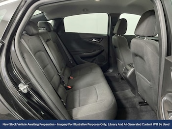 Used Hyundai i30 2023 for sale - 77555608: Photo