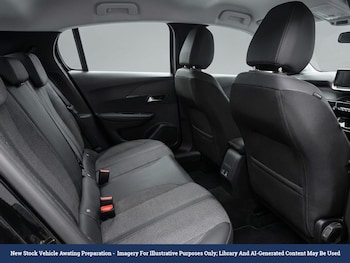 Used Peugeot 2008 2024 for sale - 79535996: Photo