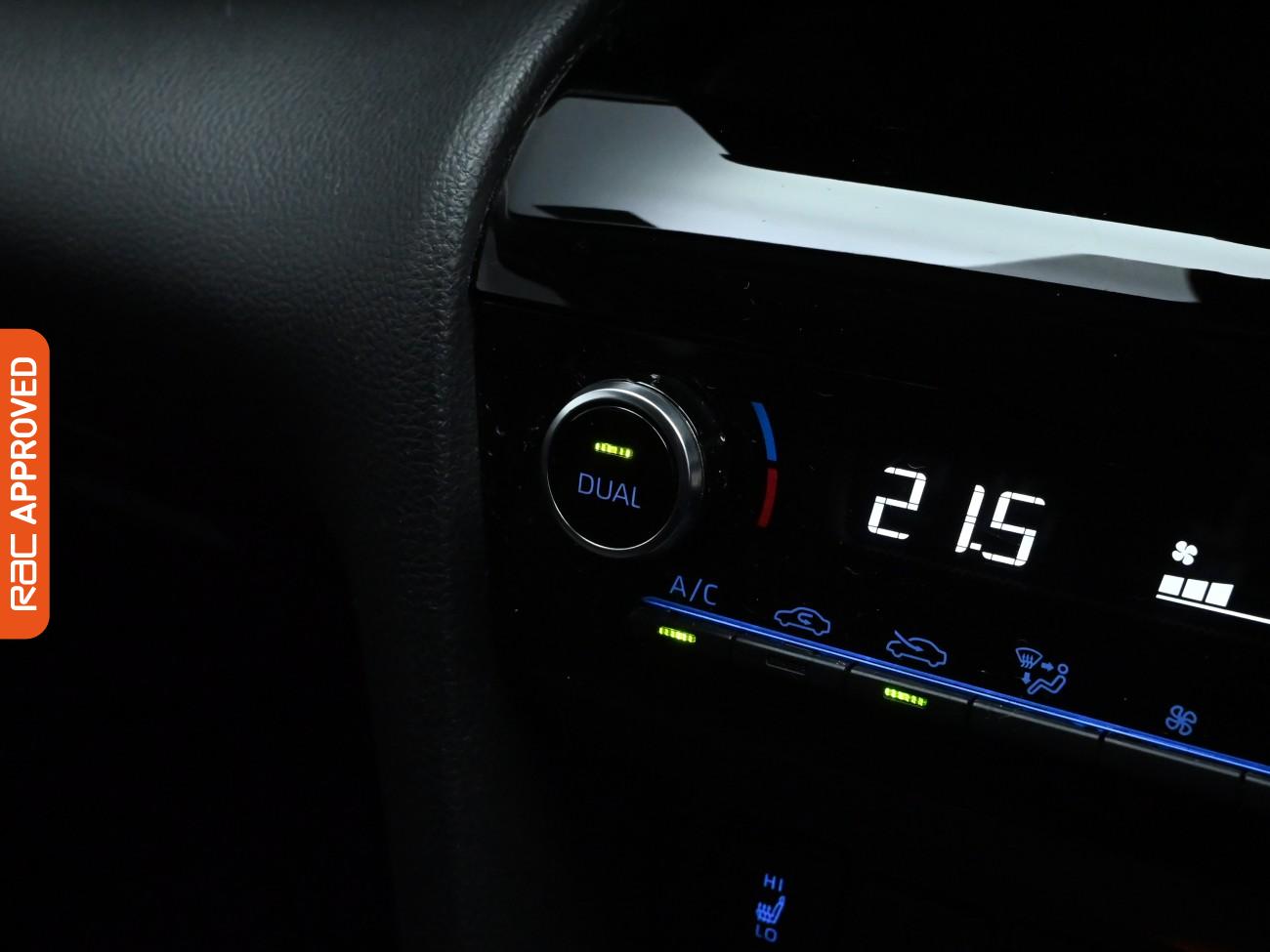 Used Toyota Yaris Cross 2022 for sale - 76298673: Photo 15