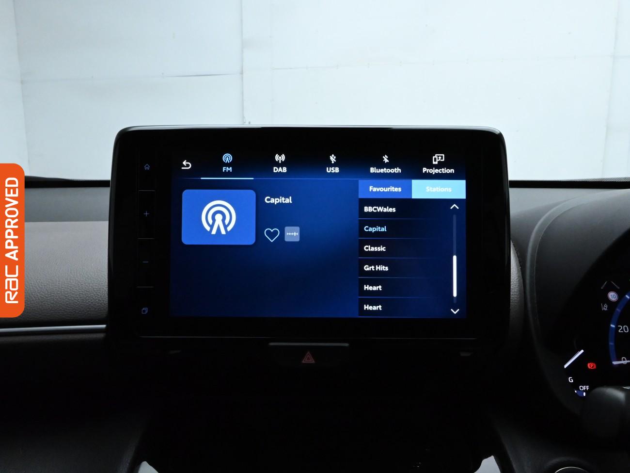 Used Toyota Yaris Cross 2022 for sale - 76298673: Photo 18