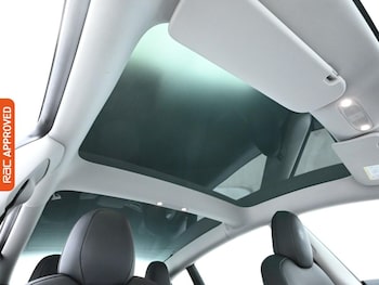 Used Tesla Model 3 2025 for sale - 76429211: Photo