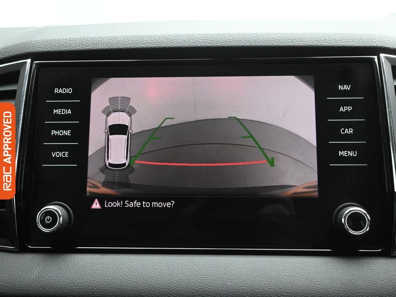 Used Skoda Karoq 2018 for sale - 77106933: Photo 3