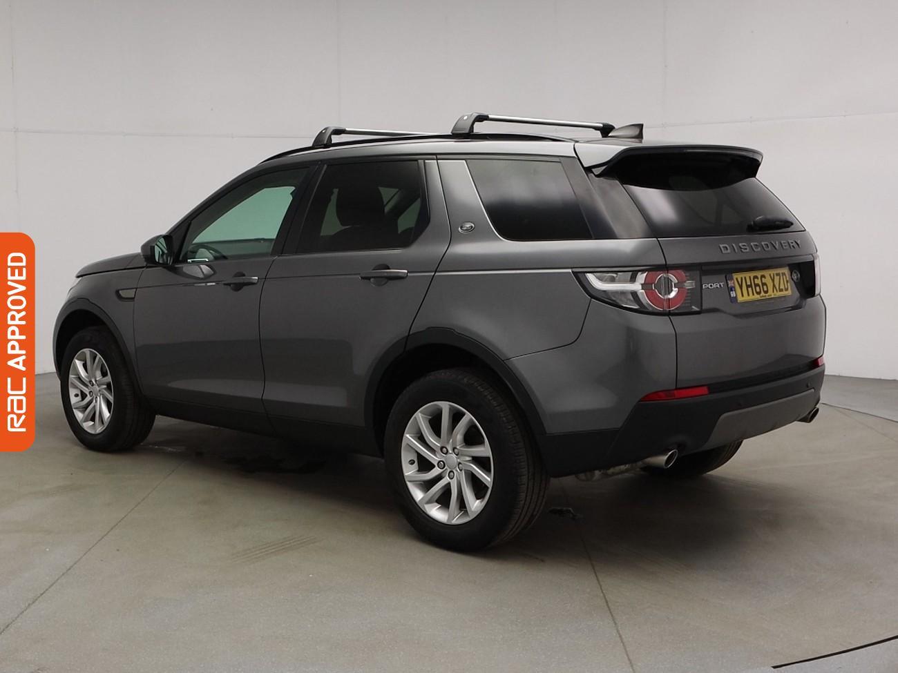Used Land Rover Discovery Sport 2016 for sale - 76495382: Photo 4