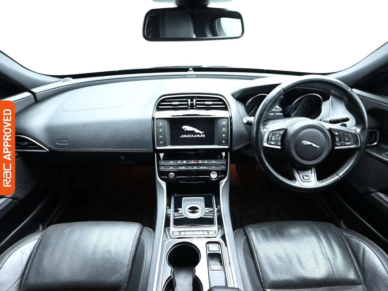 Used Jaguar XE 2015 for sale - 76495070: Photo 2