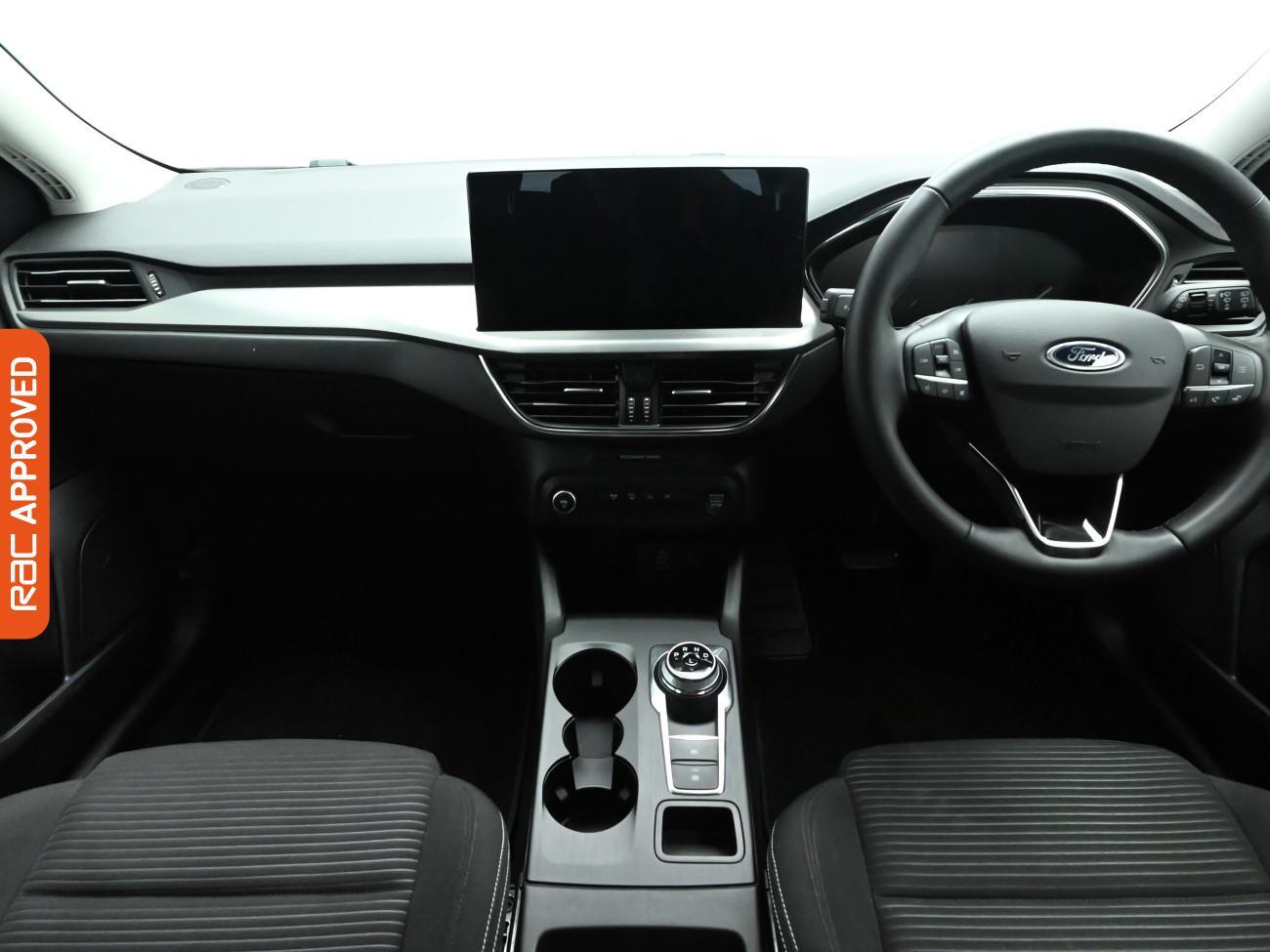 Used Ford Focus 2023 for sale - 76919387: Photo 2