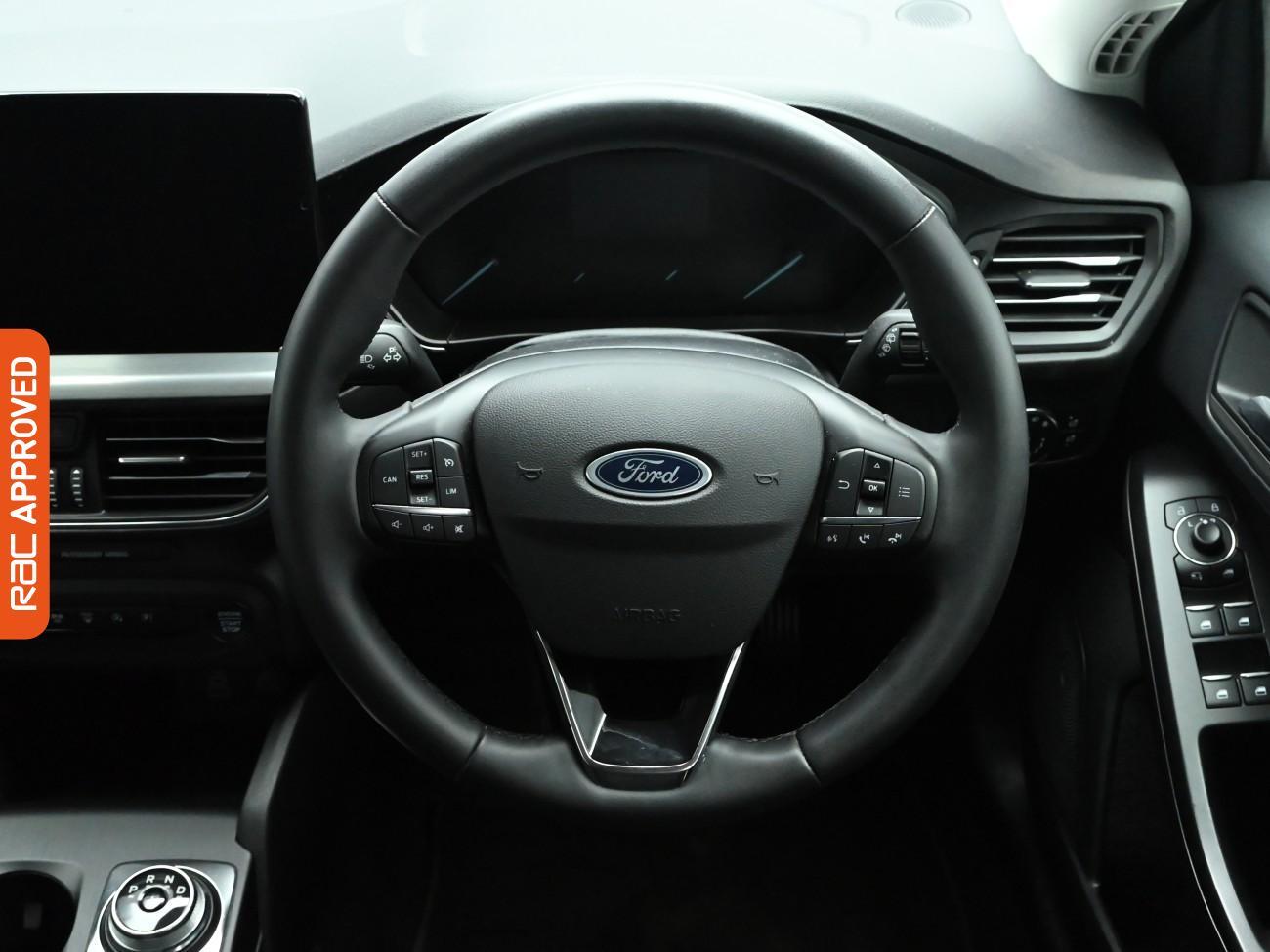 Used Ford Focus 2023 for sale - 76919387: Photo 9