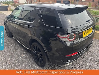 Used Land Rover Discovery Sport 2017 for sale - 75568465: Photo