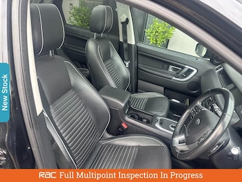 Used Land Rover Discovery Sport 2017 for sale - 75568465: Photo