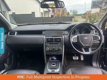 Used Land Rover Discovery Sport 2017 for sale - 75568465: Photo