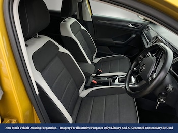 Used Volkswagen T-Roc 2021 for sale - 79295191: Photo