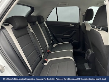 Used Volkswagen T-Roc 2021 for sale - 79295191: Photo