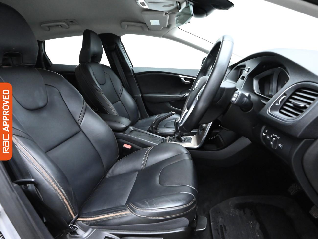 Used Volvo V40 Cross Country 2016 for sale - 76004963: Photo 12