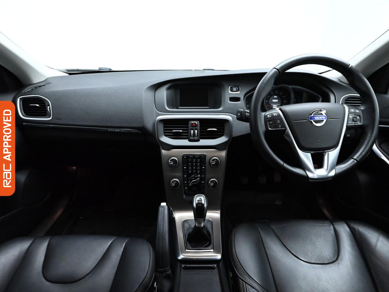 Used Volvo V40 Cross Country 2016 for sale - 76004963: Photo 2