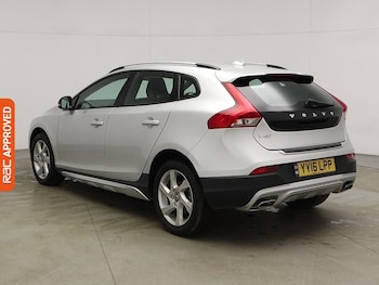Used Volvo V40 Cross Country 2016 for sale - 76004963: Photo