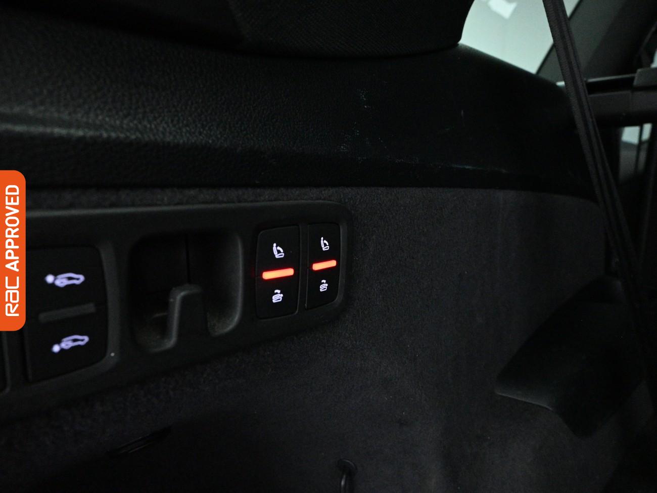 Used Audi Q7 2019 for sale - 77890625: Photo 28