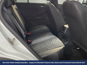 Used Volkswagen T-Roc 2023 for sale - 79295285: Photo