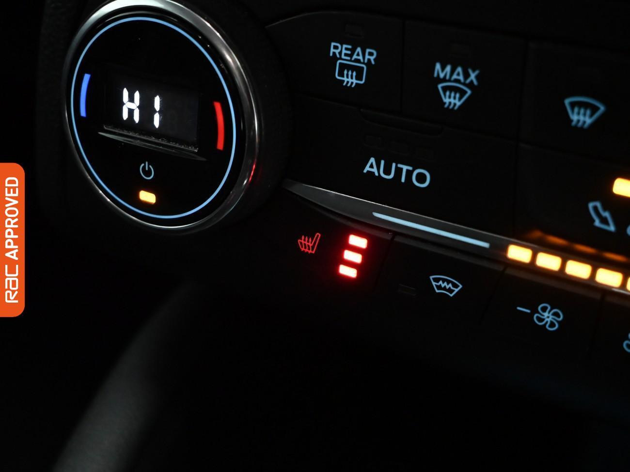 Used Ford Focus 2020 for sale - 76919394: Photo 19