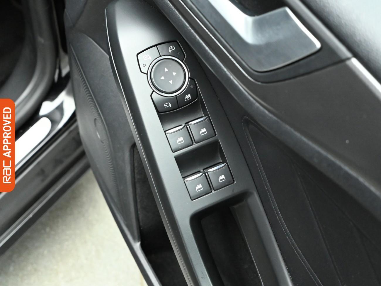 Used Ford Focus 2020 for sale - 76919394: Photo 24