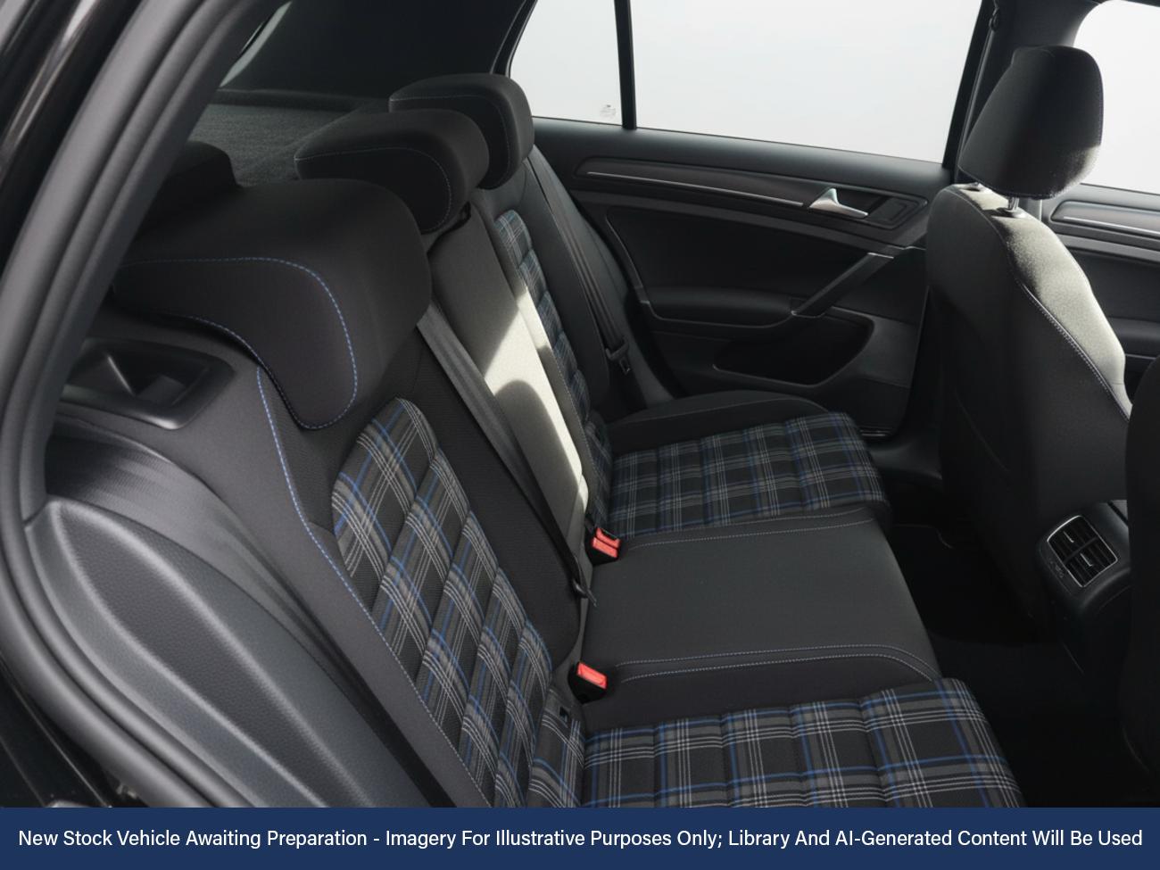 Used Volkswagen Golf 2018 for sale - 76878295: Photo 4