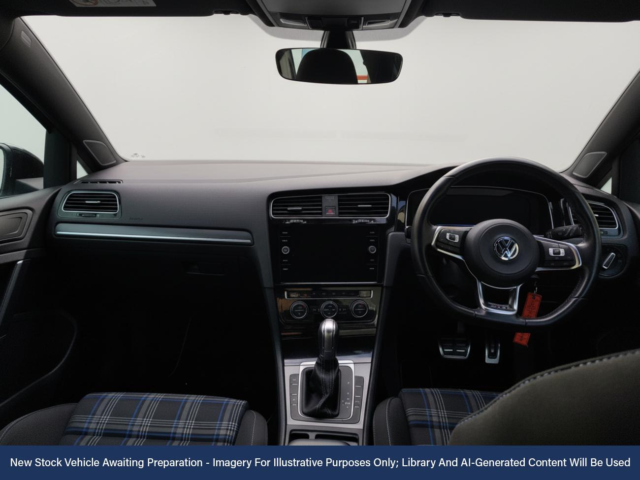 Used Volkswagen Golf 2018 for sale - 76878295: Photo 6