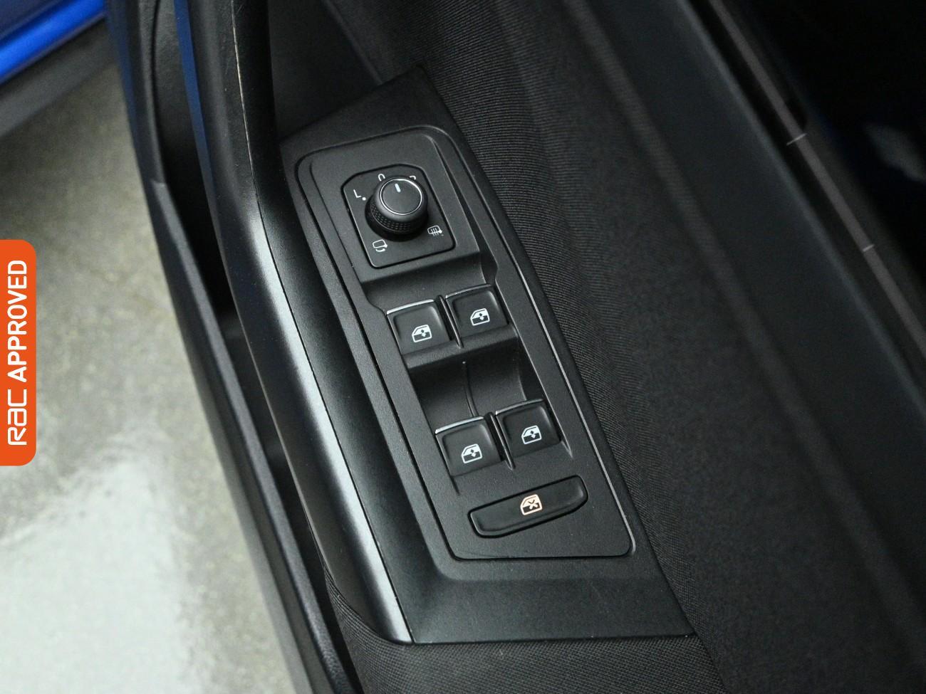 Used Volkswagen T-Roc 2021 for sale - 77779681: Photo 23