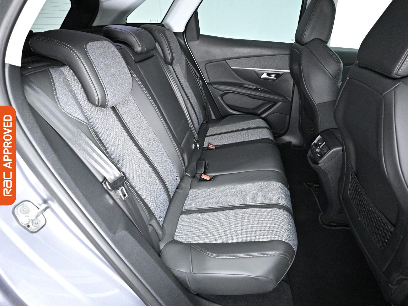 Used Peugeot 3008 2018 for sale - 77932059: Photo 12