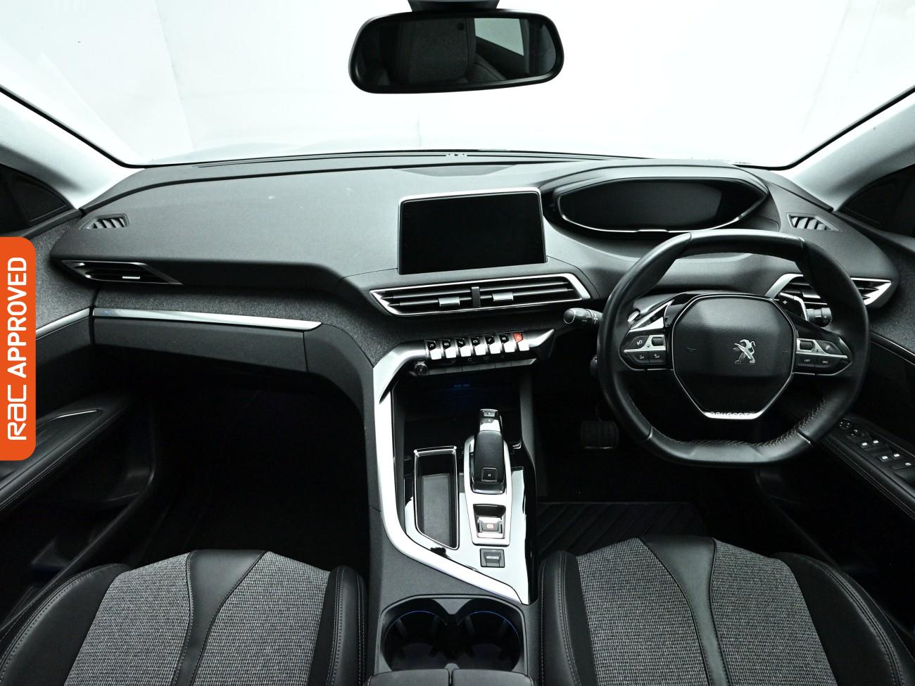 Used Peugeot 3008 2018 for sale - 77932059: Photo 2