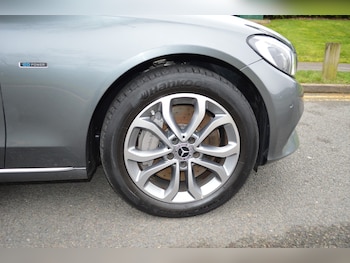 Used Mercedes-Benz C Class 2018 for sale - 77803130: Photo