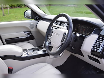 Used Land Rover Range Rover 2015 for sale - 76958247: Photo